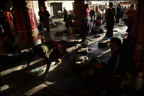 (c) PG / Magnum Photos