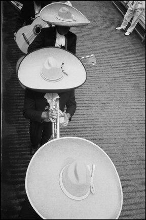 (c) John Vink / Magnum Photos