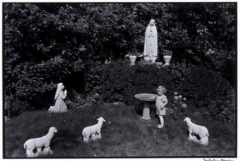 (c) Constantine Manos / Magnum Photos