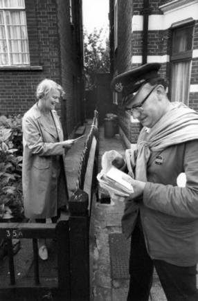 (c) Ian Berry / Magnum Photos