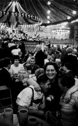 (c) Henri Cartier-Bresson / Magnum Photos