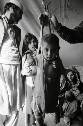 (c) Chris Steele-Perkins / Magnum Photos