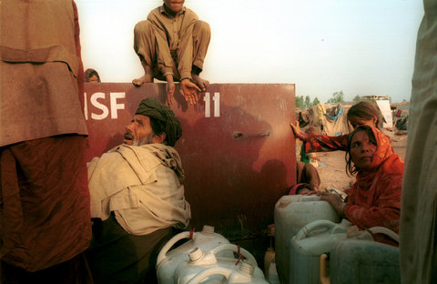 (c) Thomas Dworzak / Magnum Photos