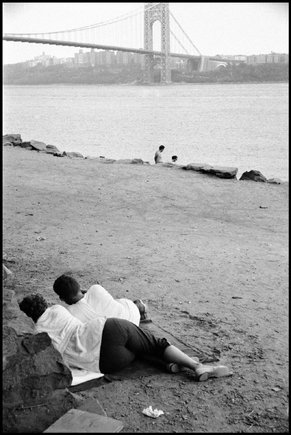(c) Erich Hartmann / Magnum Photos