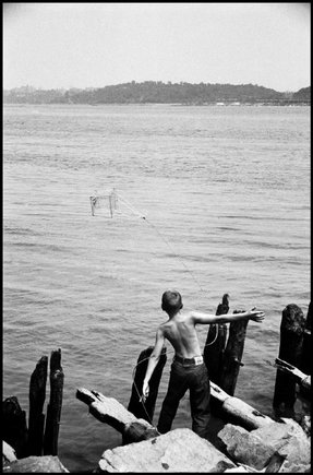 (c) Erich Hartmann / Magnum Photos