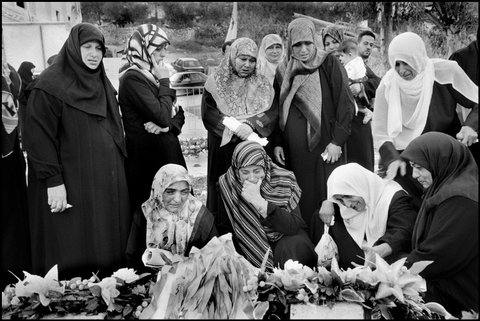 (c) Abbas / Magnum Photos