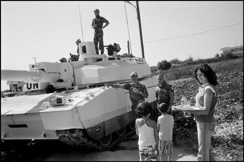 (c) Abbas / Magnum Photos