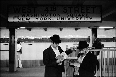 (c) Jean Gaumy / Magnum Photos