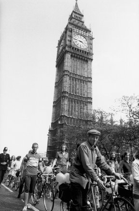 (c) Ian Berry / Magnum Photos