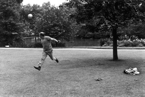 (c) Ian Berry / Magnum Photos