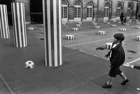 (c) Richard Kalvar / Magnum Photos