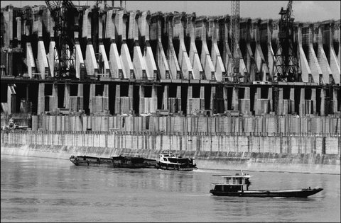 (c) Ian Berry / Magnum Photos