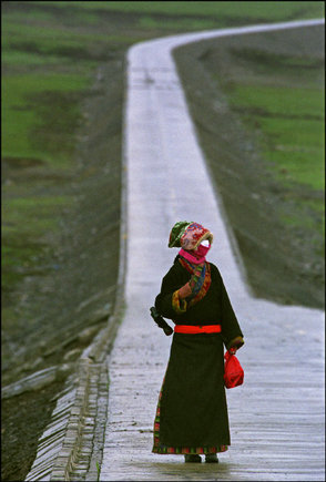 (c) Ian Berry / Magnum Photos