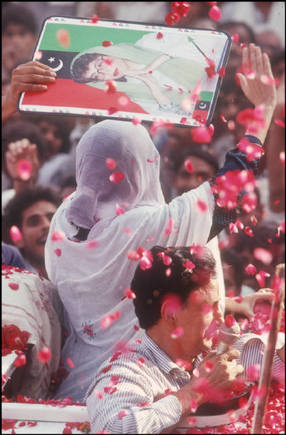 (c) Abbas / Magnum Photos