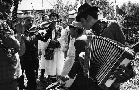 (c) Henri Cartier-Bresson / Magnum Photos