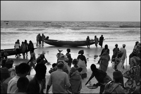 (c) Raymond Depardon / Magnum Photos