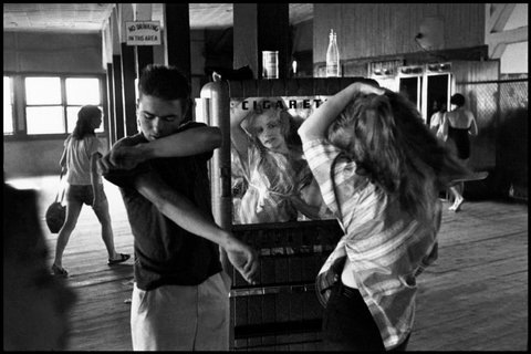 (c) Bruce Davidson / Magnum Photos