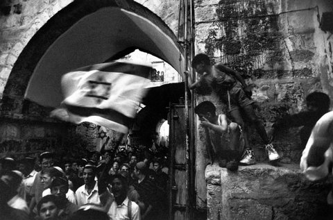 (c) Larry Towell / Magnum Photos