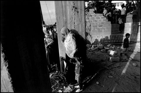 (c) Larry Towell / Magnum Photos
