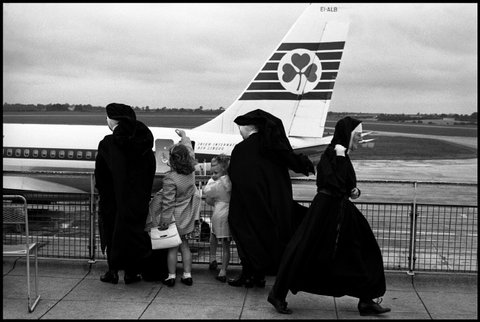 (c) Erich Hartmann / Magnum Photos