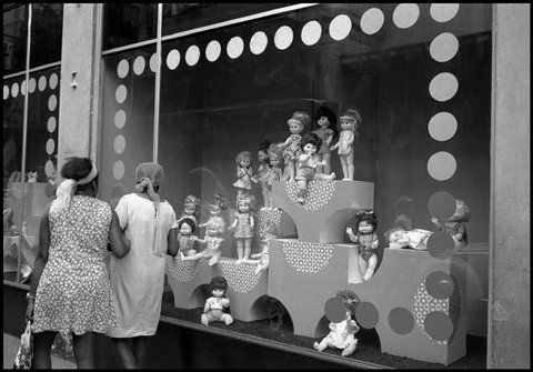 (c) Susan Meiselas / Magnum Photos