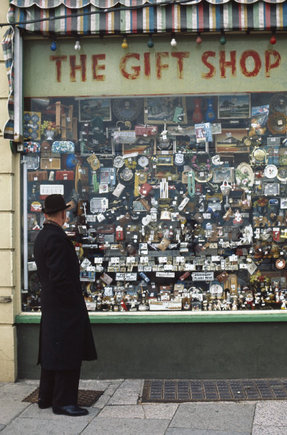 (c) Erich Hartmann / Magnum Photos