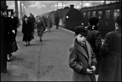 (c) Bruce Davidson / Magnum Photos