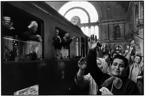 (c) Elliott Erwitt  / Magnum Photos