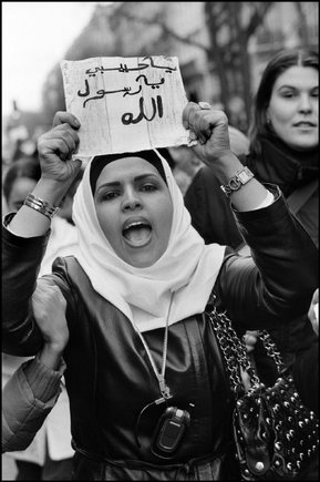 (c) Abbas / Magnum Photos