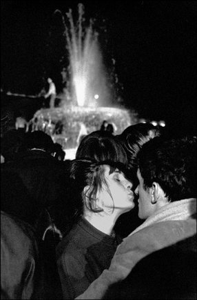 (c) Ian Berry / Magnum Photos