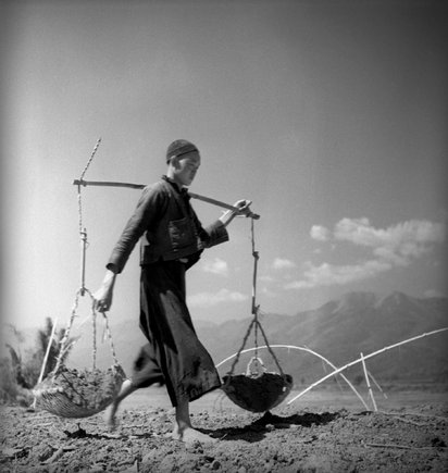 (c) George Rodger / Magnum Photos