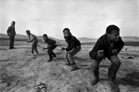 (c) Raymond Depardon / Magnum Photos
