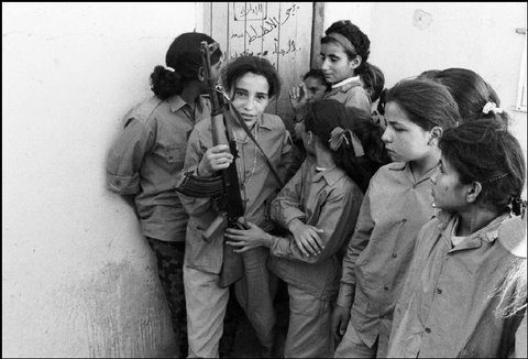 (c) Bruno Barbey / Magnum Photos