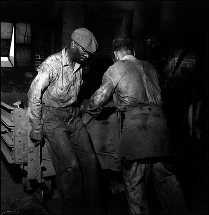 (c) Wayne Miller / Magnum Photos