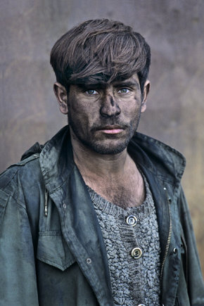 (c) Steve McCurry / Magnum Photos