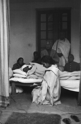 (c) Henri Cartier-Bresson / Magnum Photos