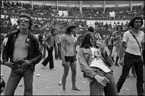 (c) Jean Gaumy / Magnum Photos