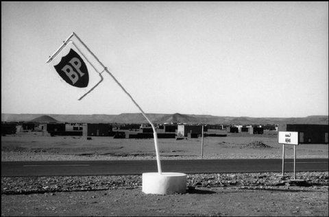 (c) Raymond Depardon / Magnum Photos