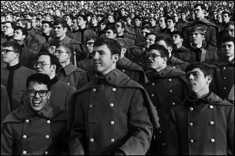 (c) Richard Kalvar / Magnum Photos