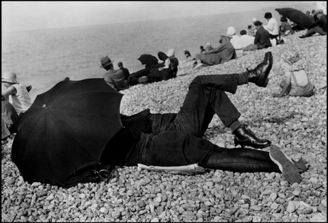 (c) Henri Cartier-Bresson / Magnum Photos