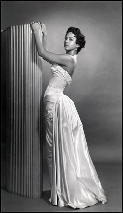 (c) Philippe Halsman / Magnum Photos