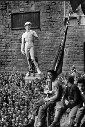 (c) David Seymour / Magnum Photos