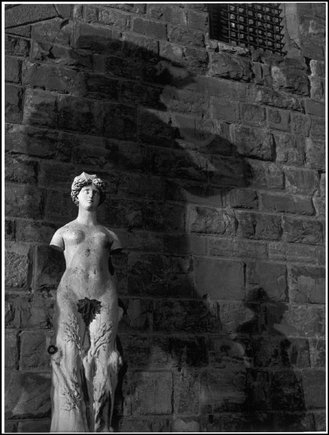 (c) Herbert List / Magnum Photos