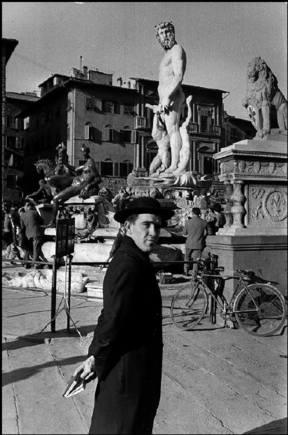 (c) Henri Cartier-Bresson / Magnum Photos