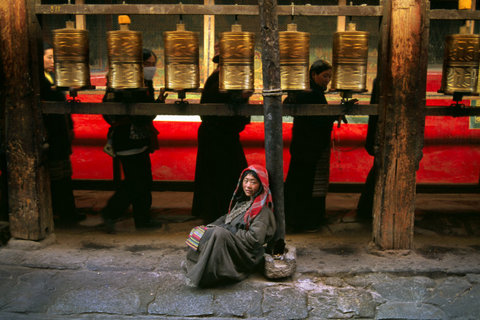 (c) Steve McCurry / Magnum Photos