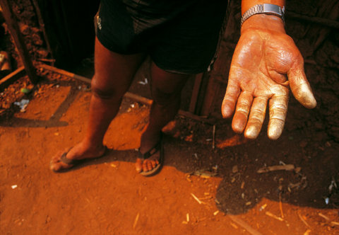 (c) Miguel Rio Branco / Magnum Photos