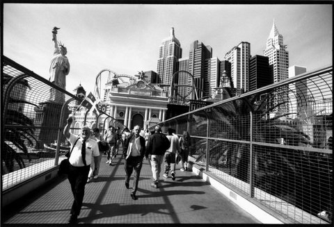 (c) Dennis Stock / Magnum Photos