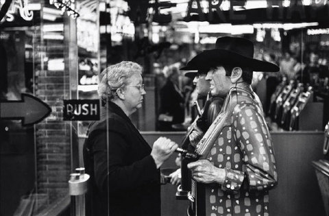 (c) Elliott Erwitt / Magnum Photos