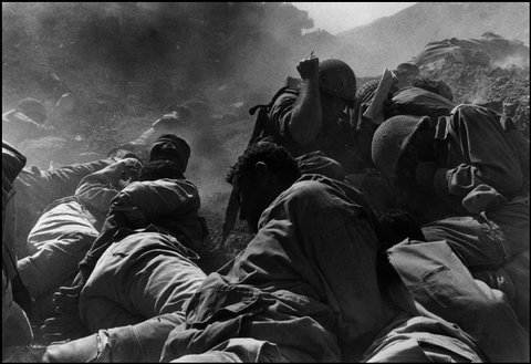 (c) Micha Bar Am / Magnum Photos