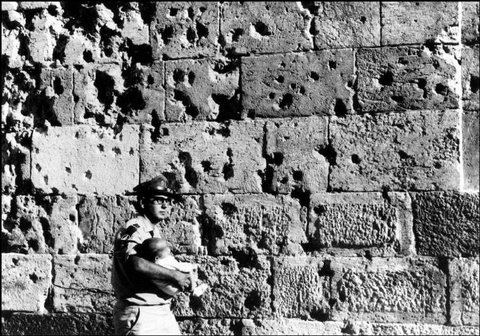 (c) Micha Bar Am / Magnum Photos